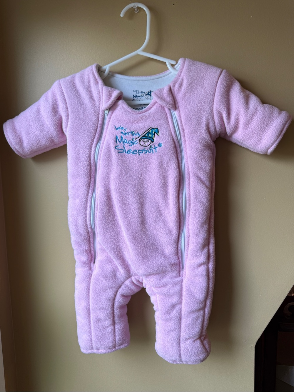 Baby Merlin’s Magic Sleepsuit Pink Fleece Sleep Suit Size Small 3-6 Months